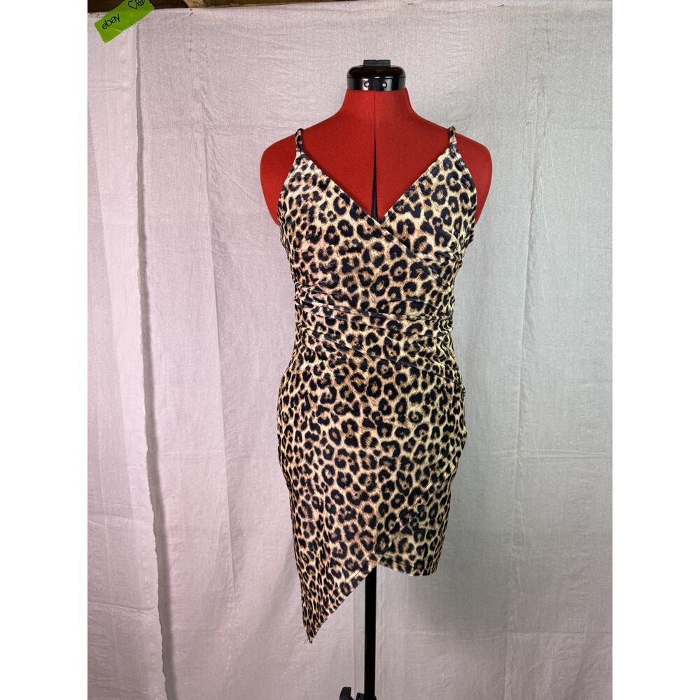 Mainstrip Mini Dress Cheetah Leopard Print Size Medium Club Party Summer C754